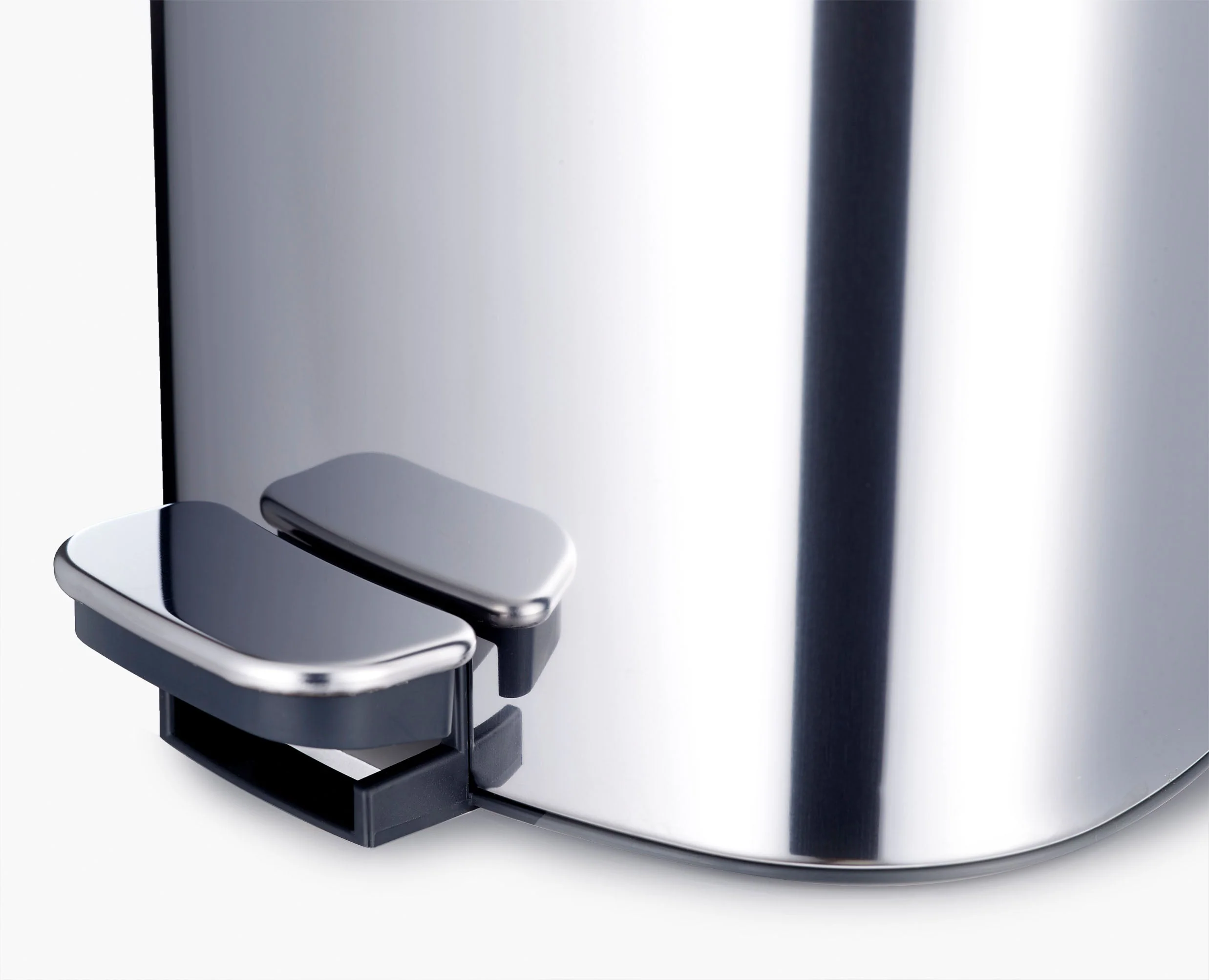 EasyStore™ Luxe 5L Stainless-steel Bathroom Pedal Trash Can - Image 5