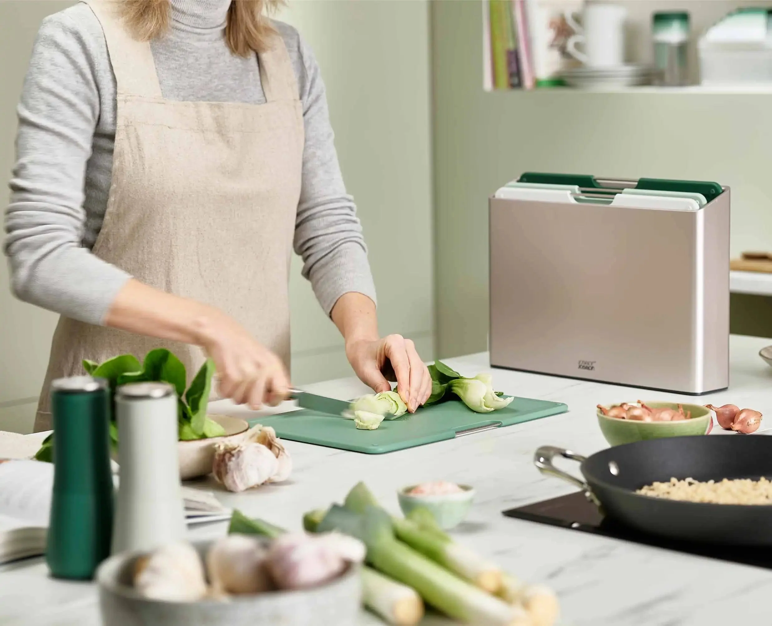 Folio™ 4-piece Green Cutting Board Set - Editions - Image 3