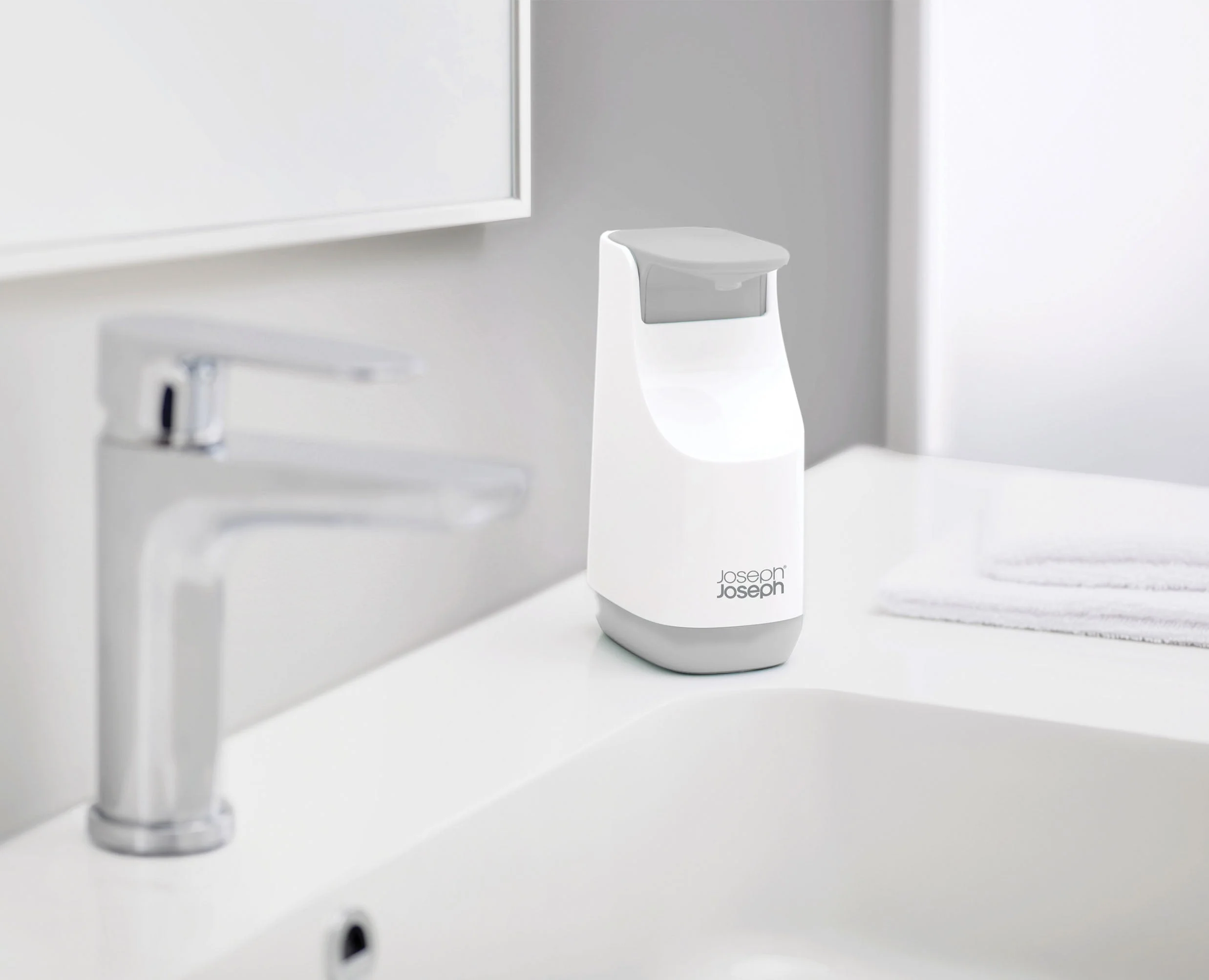 Slim™ Light Gray Soap Pump - Image 3